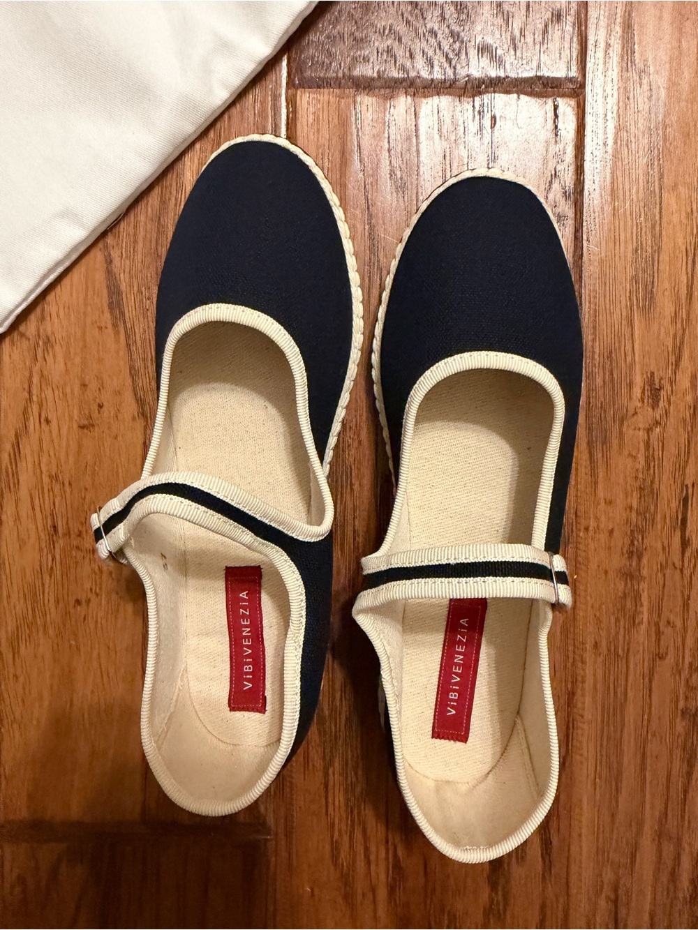 Vibi Venezia Navy and Cream Mary Jane Flats with Strap